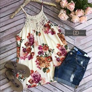 Spaghetti Strap FLORAL Crotchet Top